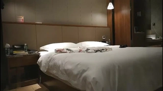 可以对女孩子做什么都可以的游戏泄密！广州离异少妇全程，粤语对白【完整版30分钟已上传下面】