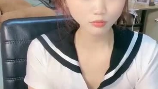 【网曝泄密】恋爱脑的女神们，以为只要撅着屁股挨操，就能换来渣男的真爱