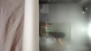 抱枕现在22岁左右的小姐姐，一约就出来了【看简 介分享约炮心得】