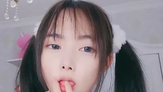 瘦弱小伙子与短发小太妹的性爱啪啪啪~简单插一下应该不会怀孕吧~